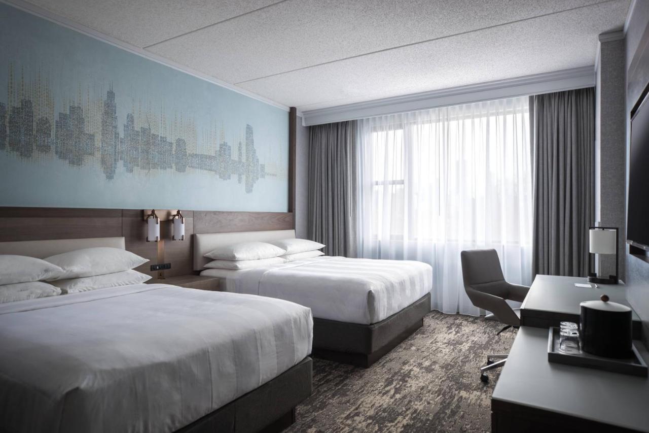 Отель Courtyard By Marriott Chicago At Medical District-Uic Экстерьер фото